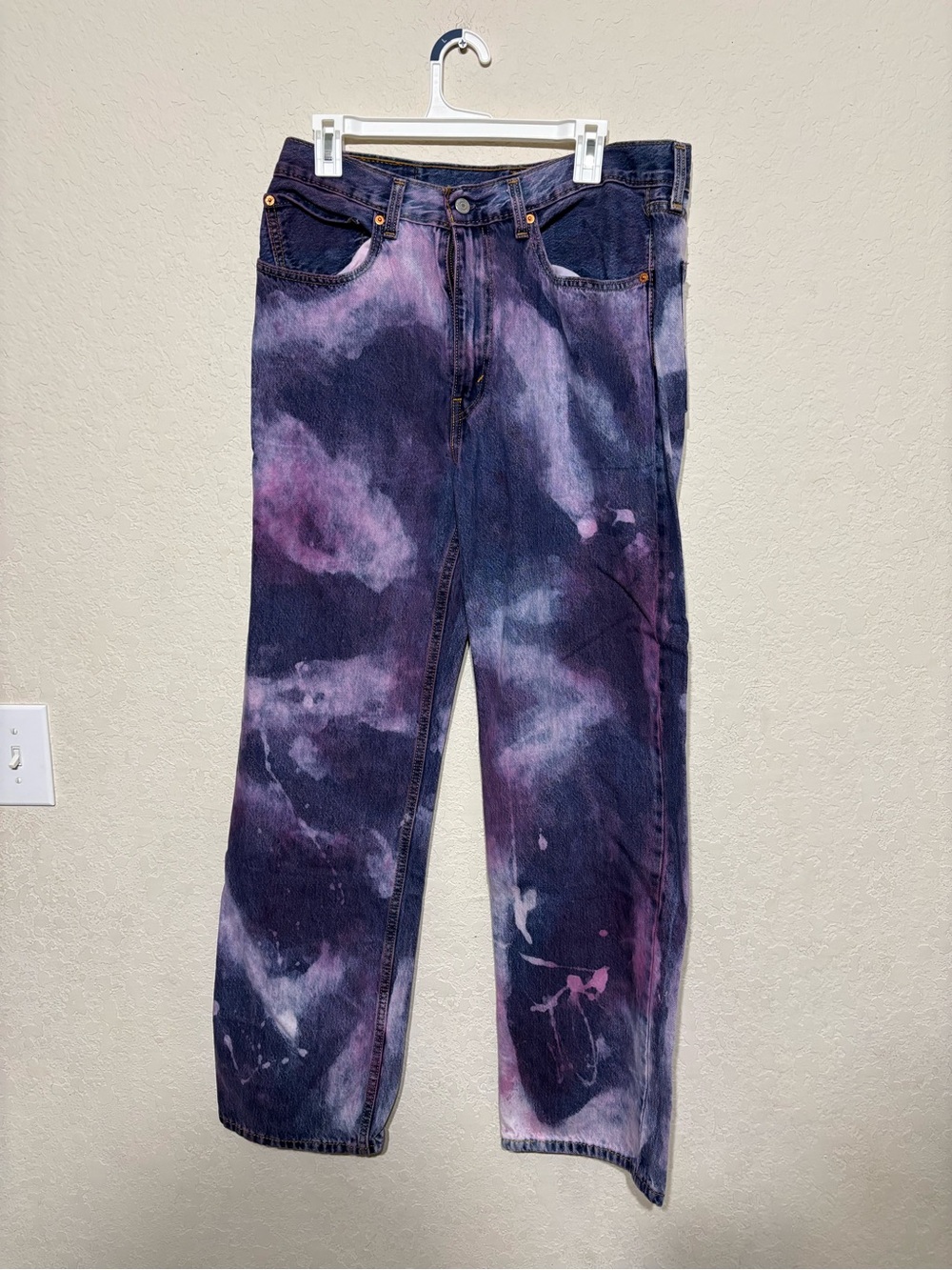 Levi's Men's Purple Tie-Dye Straight Vintage Jeans
